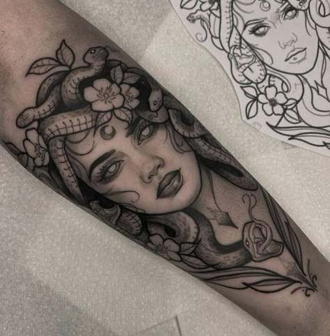 Medusa Tattoo- Meaning, Symbolism and Images. Kitten Tattoo, Molecule Tattoo, Brain Tattoo, Scene Tattoo, Medusa Tattoo Design, Health Tattoo, Medusa Tattoo, Leg Tattoos Women, Arm Tattoos For Women