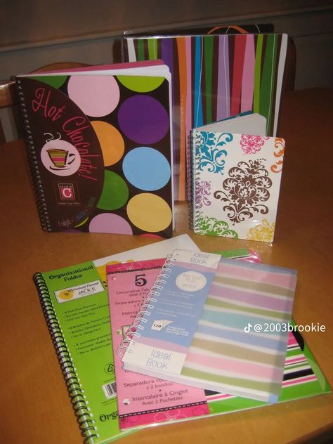 2000s School Supplies, 2000s Stationery, Childhood Aesthetic, Nostalgia 2000s, 00s Nostalgia, Childhood Memories 90s, Nostalgia Aesthetic, Childhood Memories 2000, 90s Memories