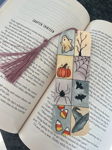 "This Halloween watercolor bookmark features a Halloween theme including ghosts, spiders, bars and more! It is the perfect bookmark to have during the fall/Halloween or even year round if you are a Halloween fanatic like me! This is a hand painted, made-to-order bookmark, so there may be slight differences than the picture above. It is 2\"x6\" and made with high quality watercolor paper and watercolor paints." Fall Crafts School, Scooby Doo Bookmarks, Easy Bookmark Ideas Diy, Book Marks Homemade, Cute Simple Bookmark Designs, Diy Bookmark Drawing, Creative Book Marks Ideas, Arts And Crafts For Middle School, Harry Potter Book Mark Ideas