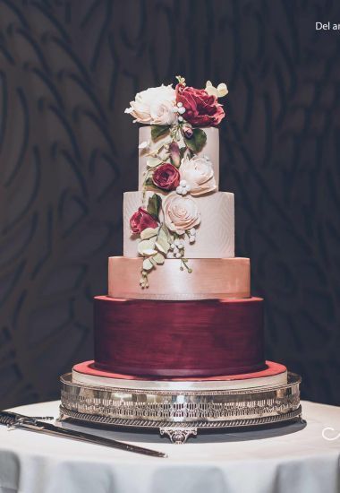 100+ Marsala/burgundy color combos for 2019 fall weddings---burgundy rose gold and white wedding cakes with flowers, vintage wedding theme Burgundy And Rose Gold Wedding, 15 Cakes, Lanarkshire Scotland, Rose Gold Wedding Cake, Gold And Burgundy Wedding, White And Gold Wedding Cake, Burgundy Wedding Cake, Rose Gold Wedding Cakes, Wedding Cake Fresh Flowers