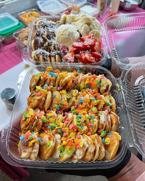 Pancake Business, Mexican Snack Foods, Mini Dutch Pancakes, Pancake Cups, Pancake Bar, Starting A Food Truck, Pancake Dessert, Bake Sale Packaging, Pancake Bites