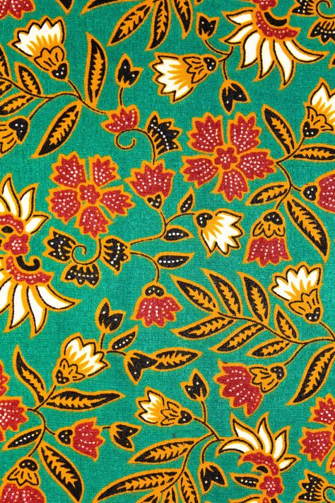 Indonesian Batik Batik Art Indonesian, Motif Batik Flora, Batik Pattern Indonesian Simple, Simple Batik Pattern Design, Motif Batik Simple, Nyonya Pattern, Batik Sunda, Peranakan Batik, Batik Flora