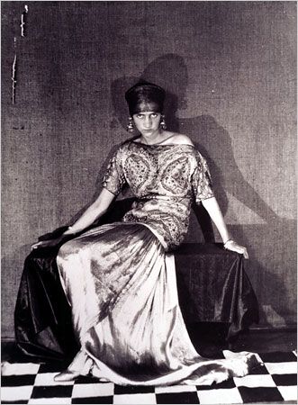 Man Ray  photo of  peggy Guggenheim 1923 Man Ray Photos, Paul Poiret, Francis Picabia, Peggy Guggenheim, Eric Lafforgue, Marcel Duchamp, Henri Cartier Bresson, Ellen Von Unwerth, Jean Cocteau