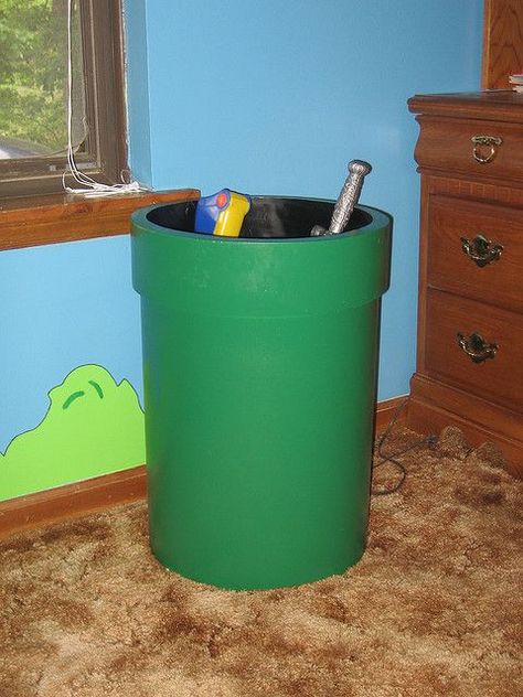 Pipe to hold toys (trash can too) Mario's Bedroom by phelpstimothy, via Flickr Mario Bros Room, Color Schemes Bedroom, Nintendo Room, Super Mario Room, Mario Room, Gaming Rooms, Music Studios, Minimalist Kids, Storage Bedroom