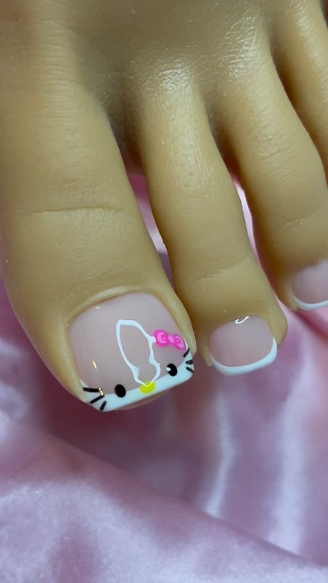 I DID THAT!! 🎀💅 Can you tell I’m a lil obsessed with Hello Kitty 🤭 #nailtrend #trending #pressons #pressonnails #nailart #hellokittynails… | Instagram Hello Kitty Pedicure, Kids Toenail Designs, Hello Kitty Toe Nails, Uñas Hello Kitty, Green Acrylic Nails, Kitty Nails, Acrylic Toes, Acrylic Toe Nails, Pretty Toe Nails