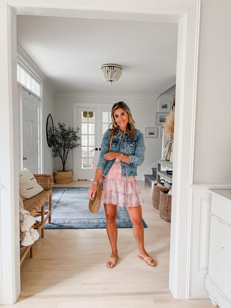 Connecticut life and style blogger Lauren McBride shares four spring date looks, from casual to dressier options. Date Looks, Black One Shoulder Top, Lauren Mcbride, Spring Date, Fun Heels, Casual Date, Style Blogger, One Shoulder Tops, Night Looks