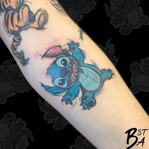 Toothless Tattoo, Disney Stitch Tattoo, Lilo And Stitch Tattoo, Father Daughter Tattoos, Glasses Tattoo, Stitch Tattoo, Men's Fashion Tips, Tattoo Now, Tattoos Designs