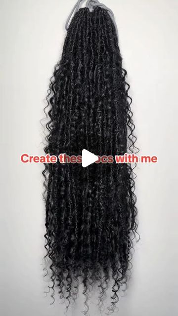 Crochet Locs Hairstyles, Boho Faux Locs, Boho Locs, Faux Locs Hairstyles, Hair Curls, Boho Braids, Locs Hairstyles, Faux Locs, Crochet Hair Styles