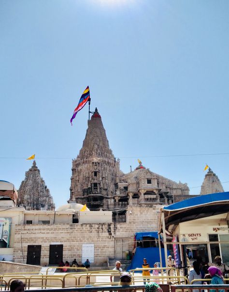 Dwarkadish Temple, Dwarka, Gujarat Bet Dwarka, Dwarka Gujarat, Dwarka Temple, Starbucks Wallpaper, Snooker Room, Eating Food Funny, Temple Photography, Alphabet Photos, Sky Photography Nature