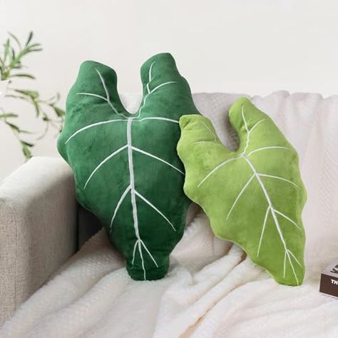 Green Room Decoration, Dark Green Throw Pillows, Statement Pillows, Plant Pillows, Leaf Pillows, Dark Green Cushions, Hoboken Apartment, 3d Leaves, Philodendron Gloriosum