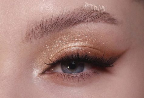 Warm Tone Makeup, Golden Makeup, Make Up Aesthetic, Gold Makeup Looks, Wedding Hairstyles And Makeup, Gold Eye Makeup, Subtle Makeup, Formal Makeup, Ethereal Makeup