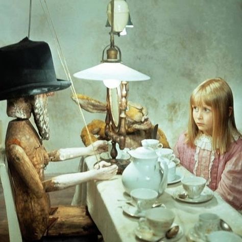 Alice 1988, Jan Svankmajer, Action Animation, Go Ask Alice, Art Humor, Uncanny Valley, Image Film, Mad Tea Party, Lewis Carroll