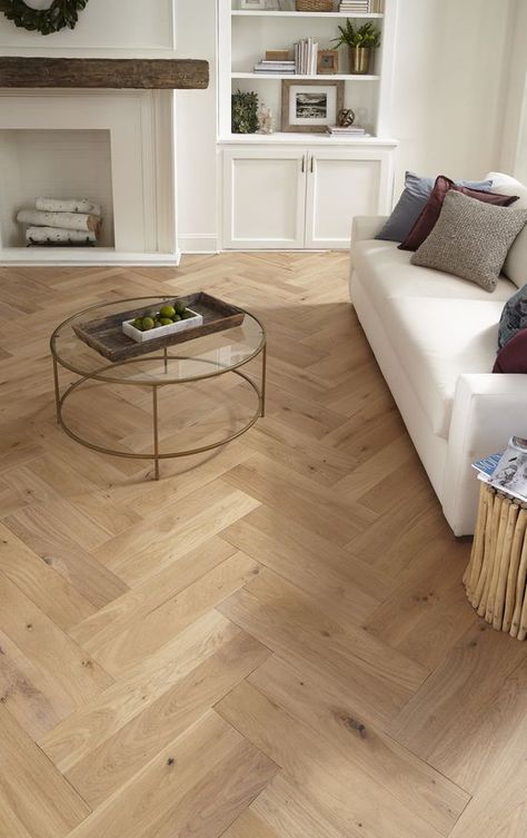 Herringbone Hardwood Floors, درج السلم, Wood Floor Design, Herringbone Wood Floor, Herringbone Wood, Oak Hardwood, Living Room Flooring, Bedroom Flooring, Room Flooring