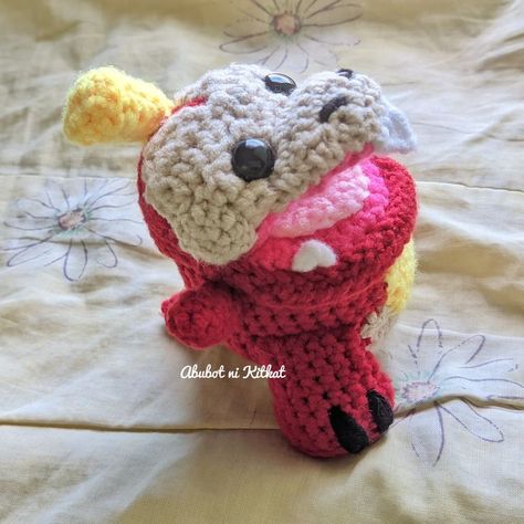 Fuecoco is the most requested crochet Pokemon I've ever done, even more than my Rowlet ✨ I also made Sprigatito and Quaxley, but we all know how popular this baby is lol #thebaby #fuecoco #pokemonscarletandviolet #firetypepokemon #firepokémon #gantsilyo #crochetph #amigurumis #ownpattern #amigurumiaddict Pokémon Crochet, Fire Type Pokémon, Fire Pokemon, Milk Cotton Yarn, Pokemon Scarlet, Crochet Pokemon, Scarlet Violet, Fun Crochet Projects, Plush Dolls