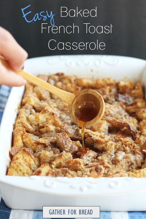 Easy Baked French Toast Casserole - Make ahead breakfast bake that's quick, tasty and made with leftover French bread. BEST EVER! Easy Baked French Toast, Easy French Toast Bake, French Toast Casserole Easy, Baked French Toast Casserole, Baked French Toast, Baked Breakfast Recipes, Overnight French Toast, Toast Casserole, French Toast Easy