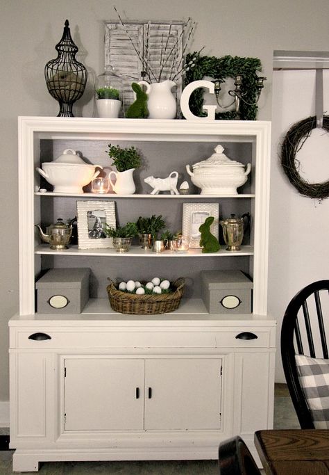 Love this white hutch. You can do anything and decorate for any holiday. Love simplicity. China Cabinet Decor, White Hutch, Decorating Above Kitchen Cabinets, Modern Farmhouse Dining Room, Above Kitchen Cabinets, Hutch Decor, Modern Farmhouse Dining, Dining Room Hutch, Decor Ikea