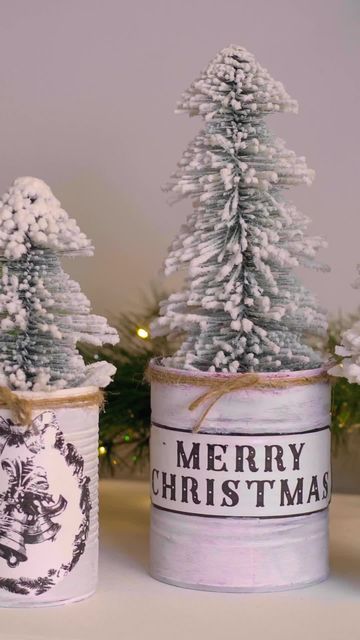 Old Cans Ideas Diy, Christmas Tin Cans, Coffee Can Christmas Ideas, Christmas Decor With Tin Cans, Metal Pail Decor Ideas, Coffee Can Christmas Crafts, Tin Can Winter Crafts, Can Decorating Ideas Tin, Tin Can Christmas Centerpieces