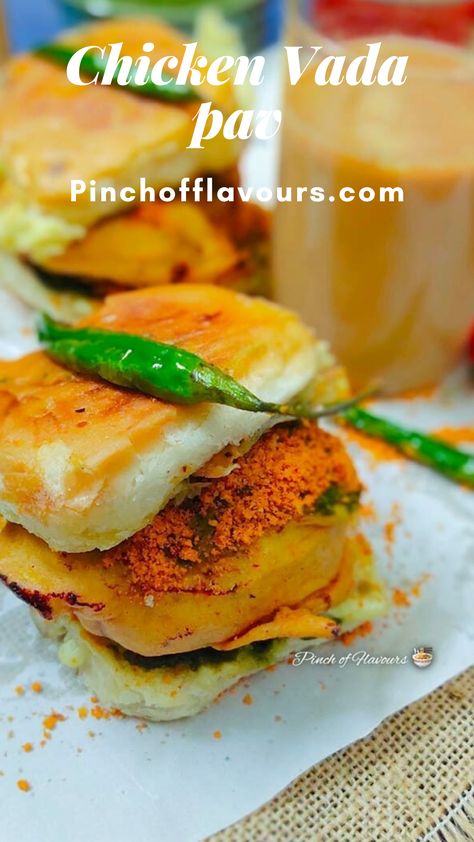 Recipe With Ground Chicken, Vada Pav Recipe, Pav Recipe, Peanut Chutney, Ground Chicken Recipes, Tamarind Chutney, Chicken Sandwich Recipes, Chicken Patties, Green Chutney