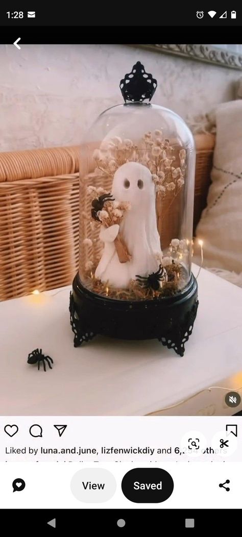 Thanksgiving Crafts Decorations, Halloween Diorama, Cloche Decor, Halloween Clay, Holiday Crafts Diy, Witch Diy, Halloween Party Diy, Fall Halloween Crafts, Halloween Inspiration