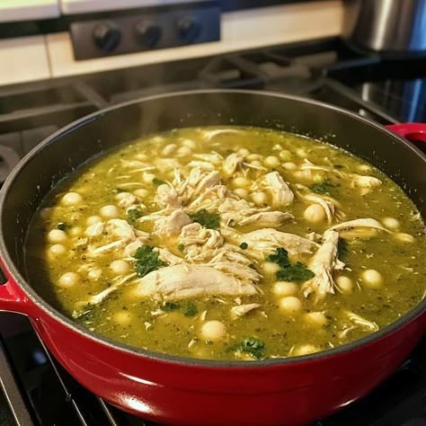 Mexican Chicken Pozole Verde - Easy DIY Recipes Chicken Posole Recipe Easy, Mexican Chicken Pozole Verde, Easy Pozole Verde Recipe, Green Chicken Posole Recipe, Green Posole Recipe, Easy Posole Recipe, Pazole Recipe, Green Chicken Pozole, Pozole Recipe Pork