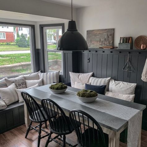 Farmhouse Banquette Seating, Seating In Kitchen, Booth Seating In Kitchen, Banquette Ideas, Built In Bench Seating, Banquette Seating In Kitchen, Banquet Seating, Kitchen Banquette, Seating Ideas