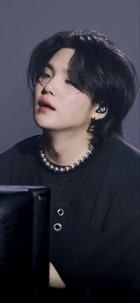 Suga Mafia Pics, Yoongi New Photos, Suga Hot Wallpaper, Suga Hot Photos, Yoongi Hot Photos, Suga Hot Pics, Yoongi Pics, Japan Vibes, Suga Wallpaper