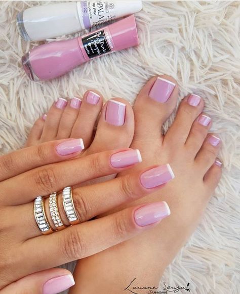 French Pedicures, Pink Toe Nails, French Pedicure, Pink Toes, French Manicure Nails, Pedicures, Healthy Nails, Chic Nails, Mani Pedi