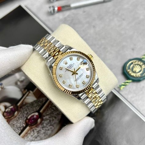 Rolex Datejust 31mm Yellow Gold/Steel Mother of Pearl Diamond Dial Jubilee Rolex Datejust 31mm Yellow Gold/Steel Mother of Pearl Diamond Dial Jubilee bracelet Rolex Date Just, Rolex Watches Women, Jeweled Shoes, Rolex Date, Watches Women, Pearl Diamond, Rolex Datejust, Cute Jewelry, Rolex Watches