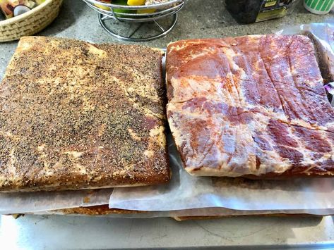 Pork Belly Rub, Recipe For Pork Belly, Bacon Brine Recipe, Make Bacon, Pork Belly Brine Recipe, Bacon Curing Recipes, Bacon Rub Recipe, Smoked Pork Belly Recipes, Pork Belly Recipes Smoked