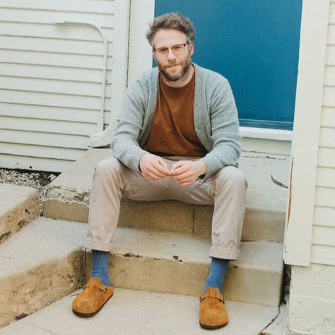 Seth Rogen Style, Boston Outfits, Masc Fashion, Seth Rogen, Chill Fits, Street Fashion Men Streetwear, Men Fashion Casual Outfits, Fashion Lookbook, Mens Casual Outfits