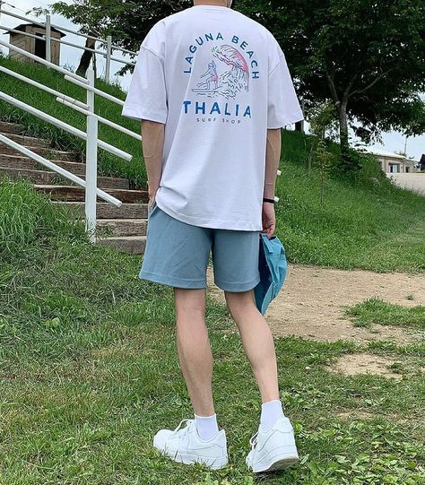 Kpop Fashion Men, Minimalist Fashion Men, Mens Shorts Outfits, Mens Casual Outfits Summer, Street Style Outfits Men, Mens Casual Dress Outfits, Men Stylish Dress, Guys Clothing Styles, Boys Summer Outfits