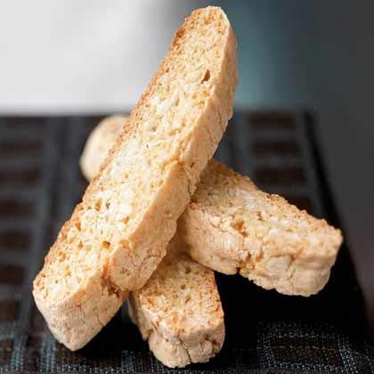 Coconut Biscotti Recipe, Italian Christmas Cookie Recipes, Coconut Cookies Recipes, Almond Biscotti, Biscotti Cookies, Biscotti Recipe, Italian Cookies, Cooking Light, Healthy Cookies