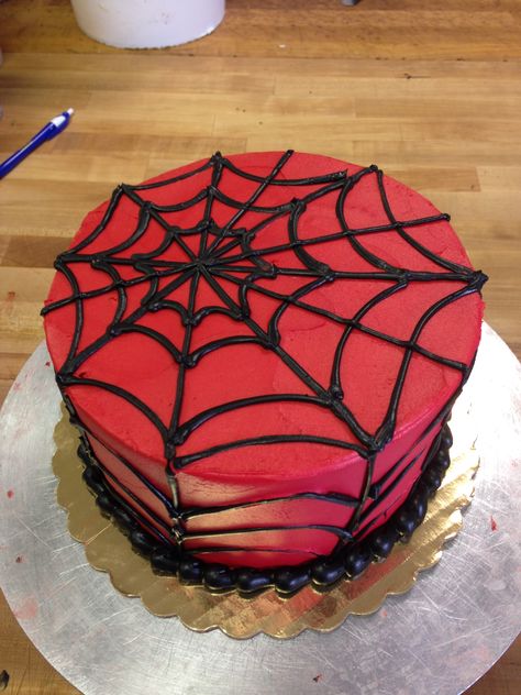 Spiderman Cakes, Cake Spiderman, Spiderman Birthday Cake, Spiderman Party, Spiderman Cake, Spiderman Birthday, Man Party, Man Birthday, Baking Tips