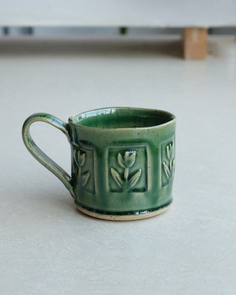 ⚡️remember⚡️ Handmade Ceramic Coffee Mugs, Hand Made Cup, Patterned Mug, Handmade Coffee Mugs, Ceramic Taco Holder, Face Mugs Ceramic, Hand Made Mugs, Stamped Ceramics, Cool Mugs Ceramics