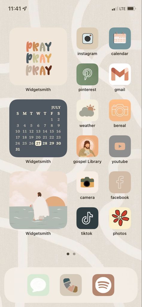 Christian Iphone Aesthetic, Christian Ios 16 Home Screen, Christian Iphone Homescreen, Ios 16 Wallpaper Boho, Christian Phone Layout Ideas, Christian Homescreen Layout, Christian Homescreen Ideas, Christian Iphone Layout, Christian Ios Homescreen