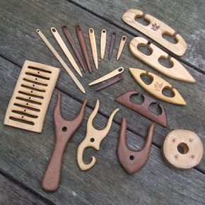 Wooden Tools, Medieval Crafts, Card Weaving, Rigid Heddle Weaving, Lucet, Weaving Tools, Viking Knit, Visual Memory, Tablet Weaving