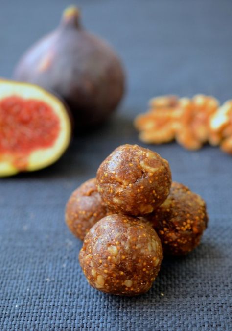 Fig Newton Energy Balls | Every Last Bite Pie Coconut, Fig Newtons, Dried Dates, Energy Ball Recipe, Dairy Free Paleo, Fig Recipes, Vegan Pie, Bliss Balls, Dried Figs