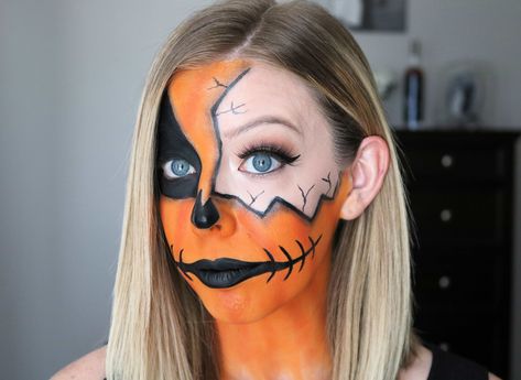 Pumpkin Face Makeup, Pumpkin Makeup Halloween, Fun Halloween Makeup, Half Face Makeup, Pumpkin Makeup, Halloween Makeup Look, Cute And Creepy, Diy Halloween Games, Halloween Tutorial