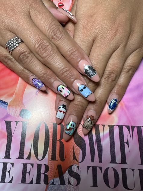 Taylor Swift Ghost Nails, Eras Tour Nails 1989, Taylor Swift Album Nails, Taylor Swift Nails Ideas, Taylor Swift Nail Ideas, Taylor Swift Inspired Nails, Reputation Nails, Eras Nails, Swift Nails