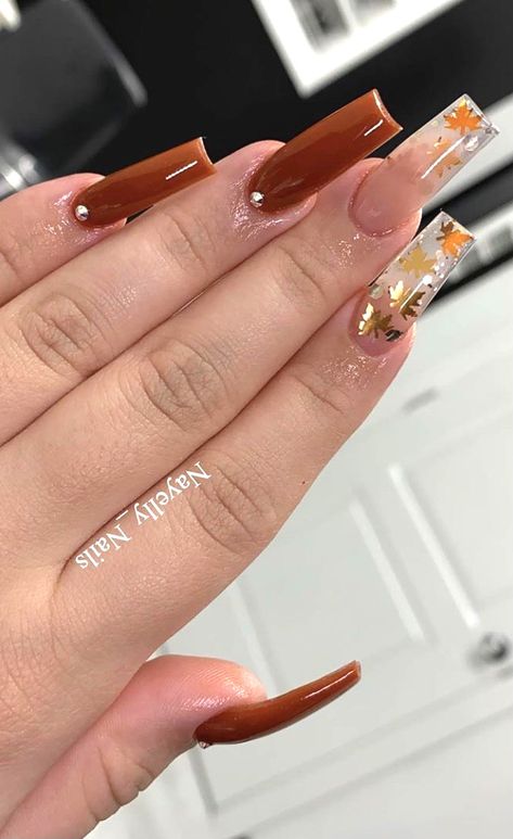 Fall Nails Simple Acrylic, Fall Acrylic Nails Ideas Coffin, Fall Medium Nails Acrylic, Girly Fall Nails Acrylic, Fall Acrylic Square Nails, Fall Nail Designs Acrylic Coffin Brown, Fall French Acrylic Nails, Clear Nail Designs For Fall, Clear Fall Acrylic Nails