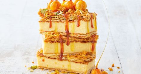 Layers of flaky, buttery pastry, creamy custard filling with toffee macadamias, honeycomb and caramel on top - who could resist? Honeycomb Crunch, Vanilla Slice, Butter Puff Pastry, Crunch Recipe, Square Cake Pans, Custard Filling, Slices Recipes, Honey Recipes, Plated Desserts