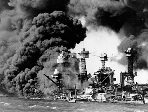 10 of History's Worst Decisions Facts About Canada, Perang Dunia Ii, Uss Arizona, Sneak Attack, Pearl Harbor Attack, Pearl Harbor, December 7, Iconic Photos, History Facts