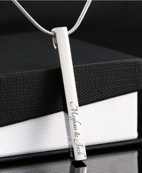 Locket For Men, Jewellery Moodboard, Gentleman Aesthetic, Vertical Bar Necklace, Mens Gold Jewelry, Vertical Bar, Diy Gifts For Boyfriend, Best Poses For Men, Gold Engraving