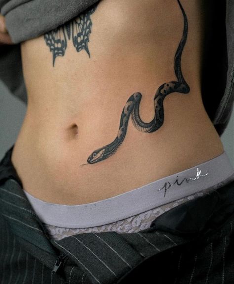 Water Snake Tattoo, Tattoo Snake, Waist Tattoos, Serpent Tattoo, Belly Tattoos, Belly Tattoo, Bone Tattoos, Snake Tattoo Design, Incredible Tattoos