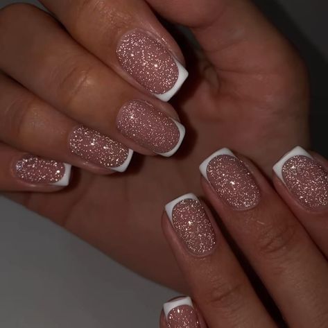 Gel Nails Silver, French Nails Simple, Nails Silver Glitter, Glitter French Nails, Silver Glitter Nails, Nails Silver, Simple Gel Nails, Nails Glitter, Nails Simple