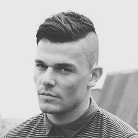 Shaved Sides Long Top Haircut Mens Haircut Shaved Sides, Shaved Side Haircut, Side Haircut, Top Haircuts For Men, Side Shaved, Hair Cuts 2017, Mens Hairstyles With Beard, Shaved Side Hairstyles, Best Shave