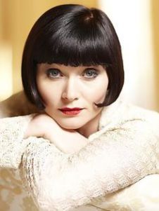 Miss Fisher Fashion, Essie Davis, Advanced Fashion, Phryne Fisher, Miss Fisher, Really Short Hair, Louise Brooks, Pin Curls, 20s Fashion