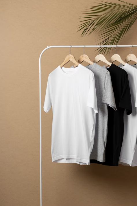 Best Casual Wear For Men, Best Casual Shirts, Best Casual Dresses, Best Casual Outfits, Clothing Mockup, Clothing Logo, Tshirt Outfits, Shirt Mockup, Minimalist Outfit