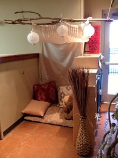 Reggio Amelia, Fairy Dust Teaching, Cozy Area, Lanterns Hanging, Reggio Inspired Classrooms, Reggio Emilia Inspired, Reggio Classroom, Preschool Rooms, Outdoor Canopy