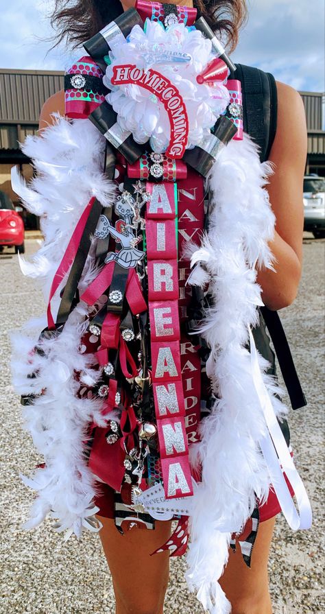 Homecoming Cheer Garters, Homecoming Mum Shirts Vinyl, Medium Mums Homecoming, Highschool Mums Homecoming, Cheerleader Mums Homecoming, Mum Ideas Homecoming Sophomore, Hoco Mum Ideas, Hoco Mums Ideas Senior, Drill Team Homecoming Mum